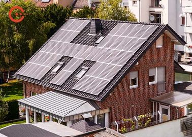 El panel solar polivinílico en el sistema fotovoltaico 20KW de la rejilla con eficacia alta